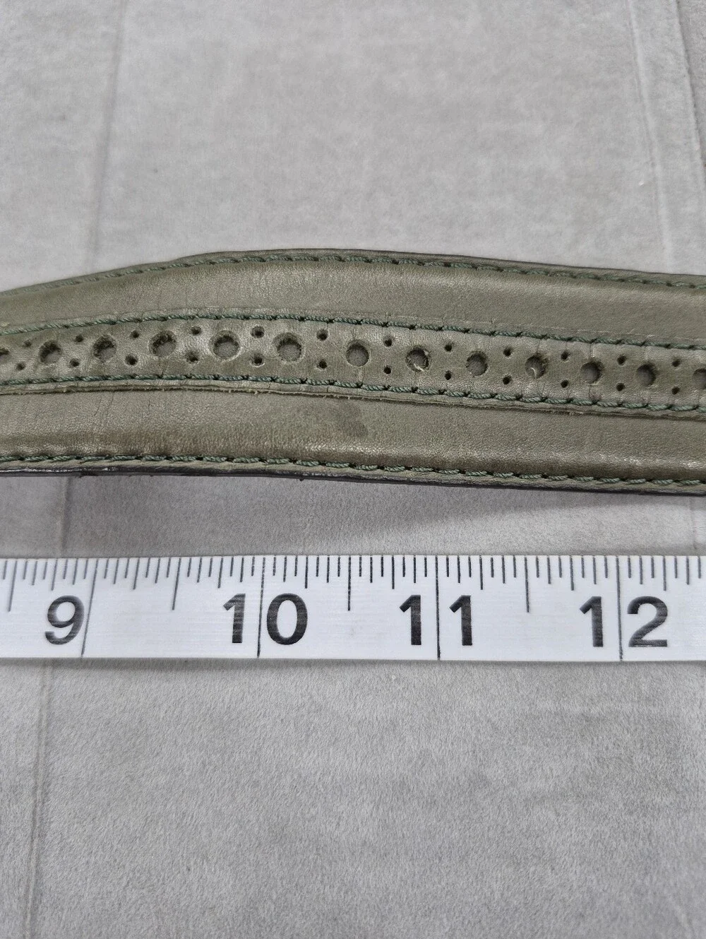 Cole Haan belt men's 36 sage green soft leather brushed silver buckle